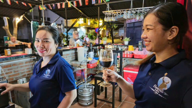 z6496904974605_79a885ec873e25e543a6859a7542945f